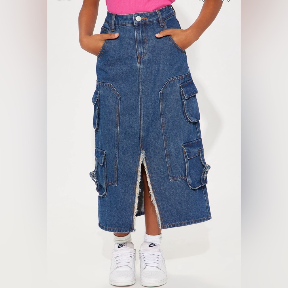 Girls maxi cargo skirt